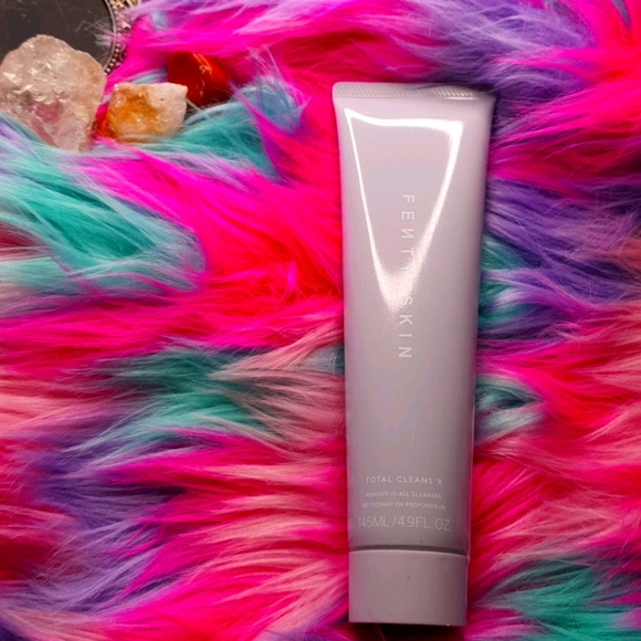 Fenty Beauty Other - Fenty Skin Cleanser